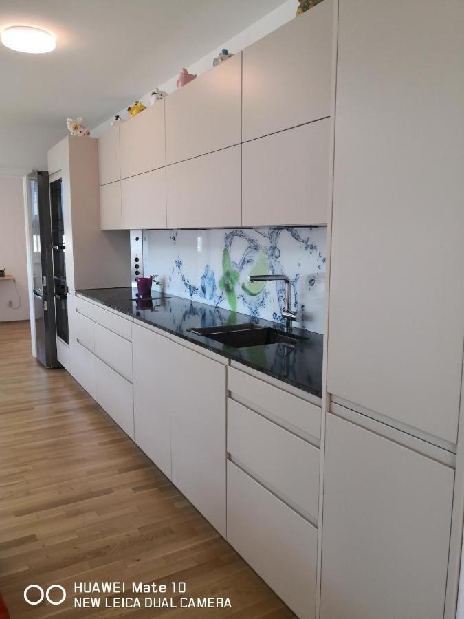 Modern Apartment Bei U Bahn Simmering Viyana Dış mekan fotoğraf