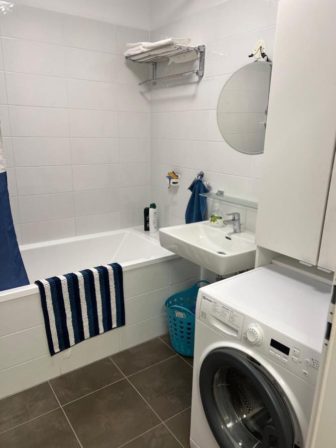 Modern Apartment Bei U Bahn Simmering Viyana Dış mekan fotoğraf